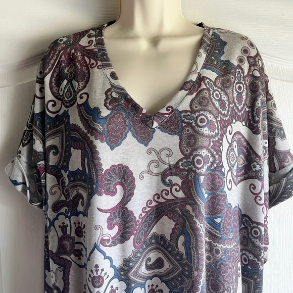 Chico's V Neck Floral Paisley Tunic Top - Picture 3 of 10